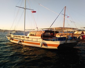 Dilara1boat